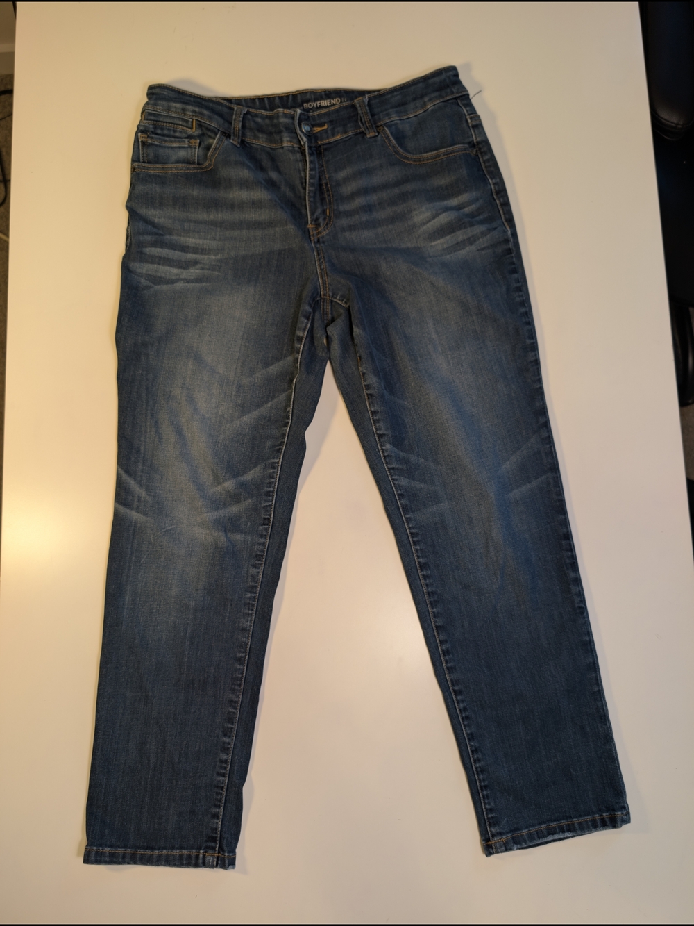 Chico's Platinum Boyfriend Jeans Petite 1 (US size 8) Medium Wash Stretch Denim